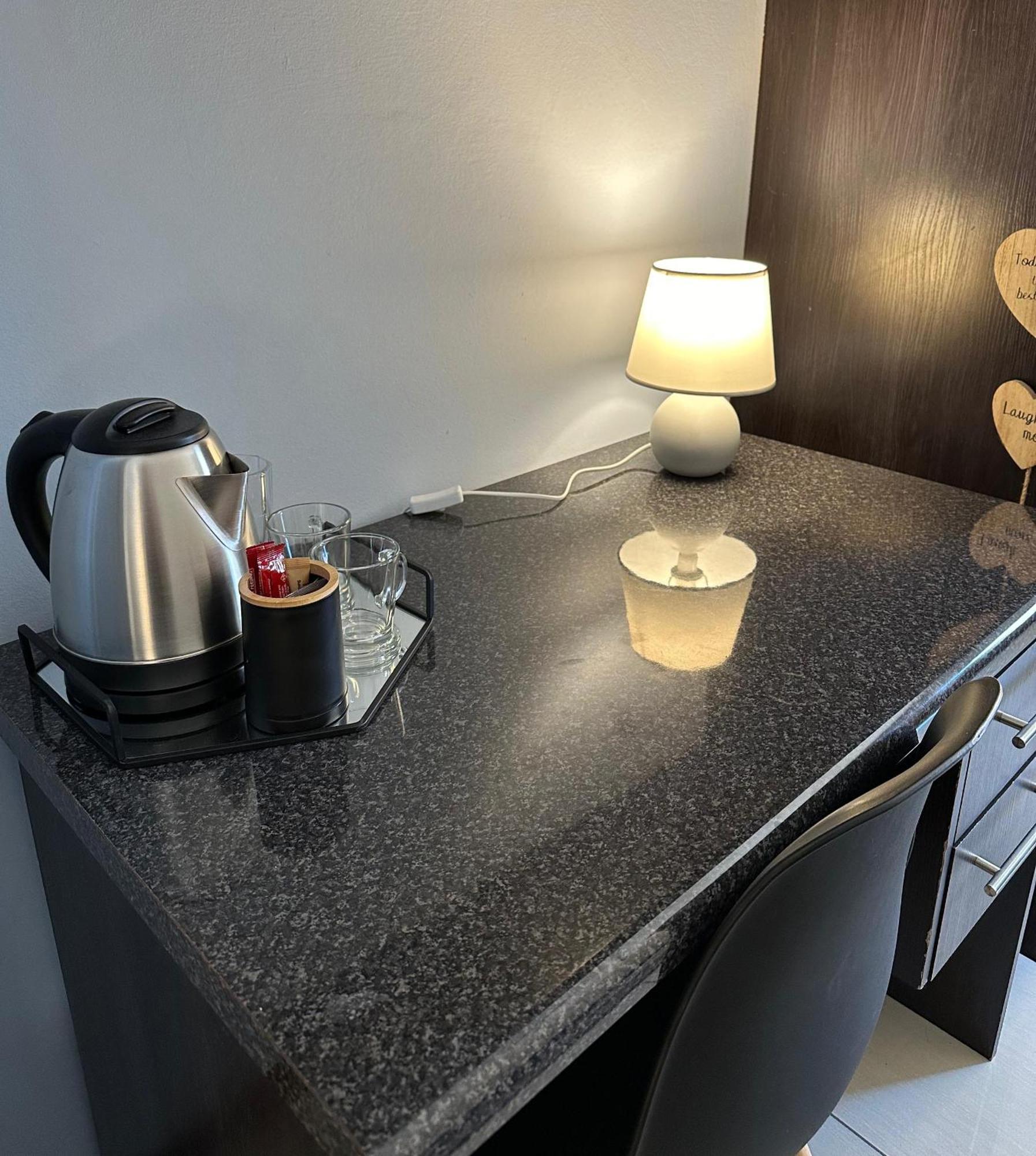 Cora'S Boutique Bed & Breakfast Swakopmund Zimmer foto