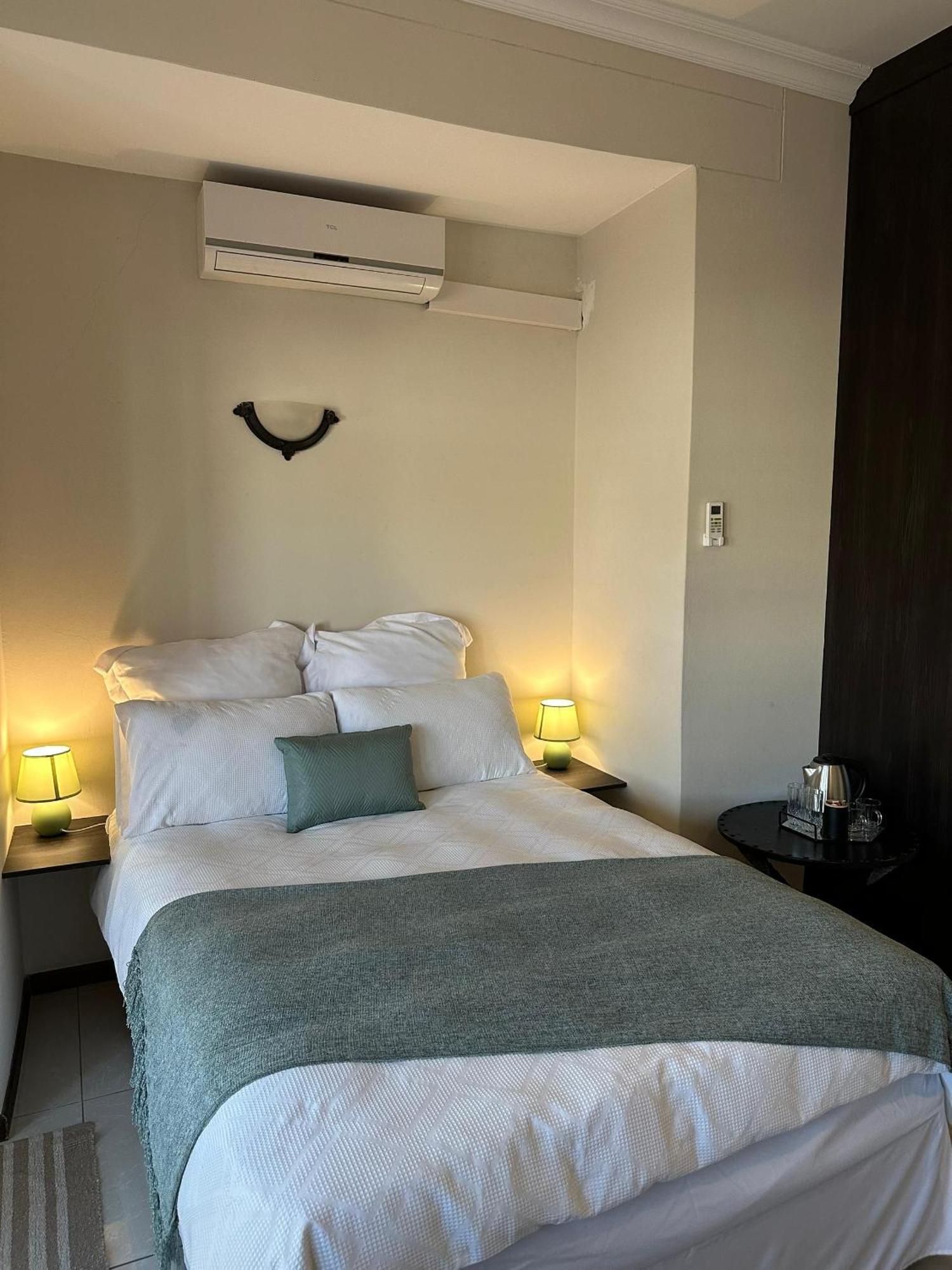 Cora'S Boutique Bed & Breakfast Swakopmund Zimmer foto