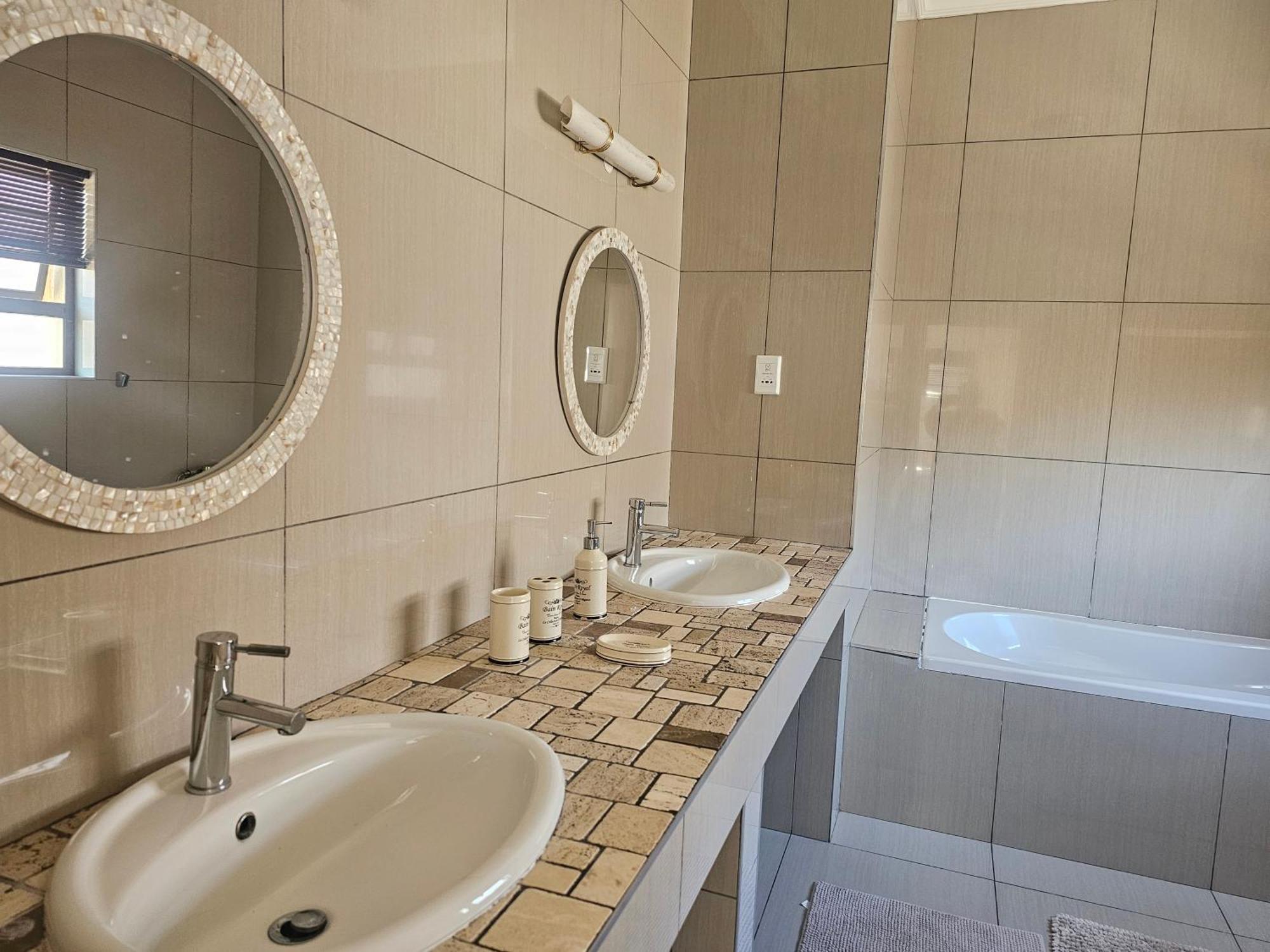 Cora'S Boutique Bed & Breakfast Swakopmund Exterior foto