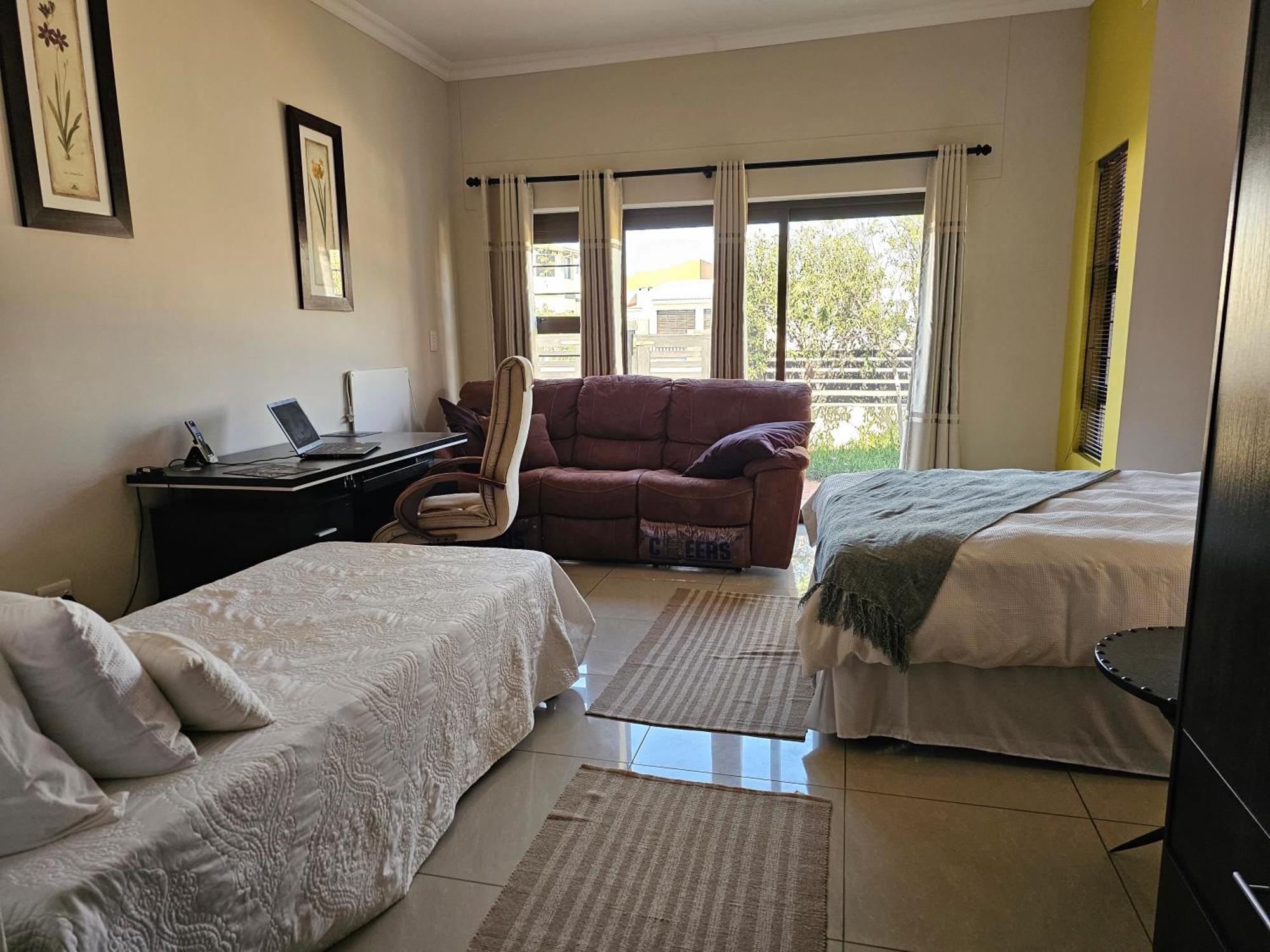 Cora'S Boutique Bed & Breakfast Swakopmund Exterior foto