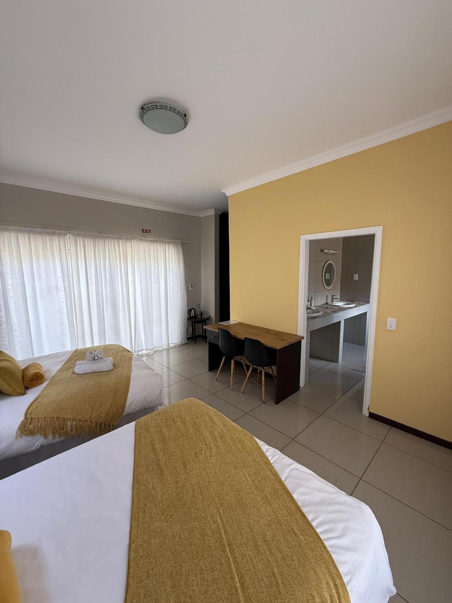 Cora'S Boutique Bed & Breakfast Swakopmund Exterior foto