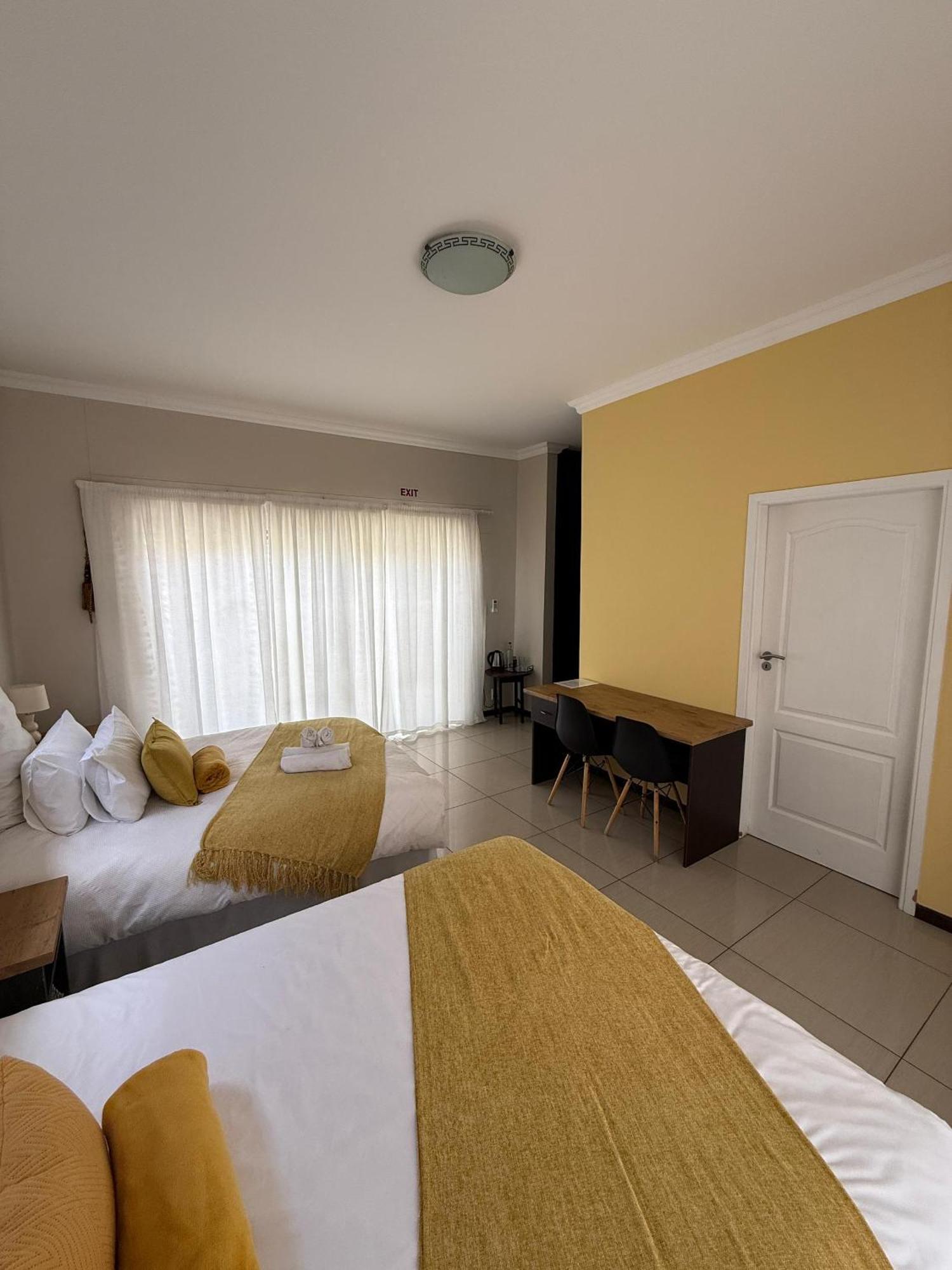 Cora'S Boutique Bed & Breakfast Swakopmund Exterior foto