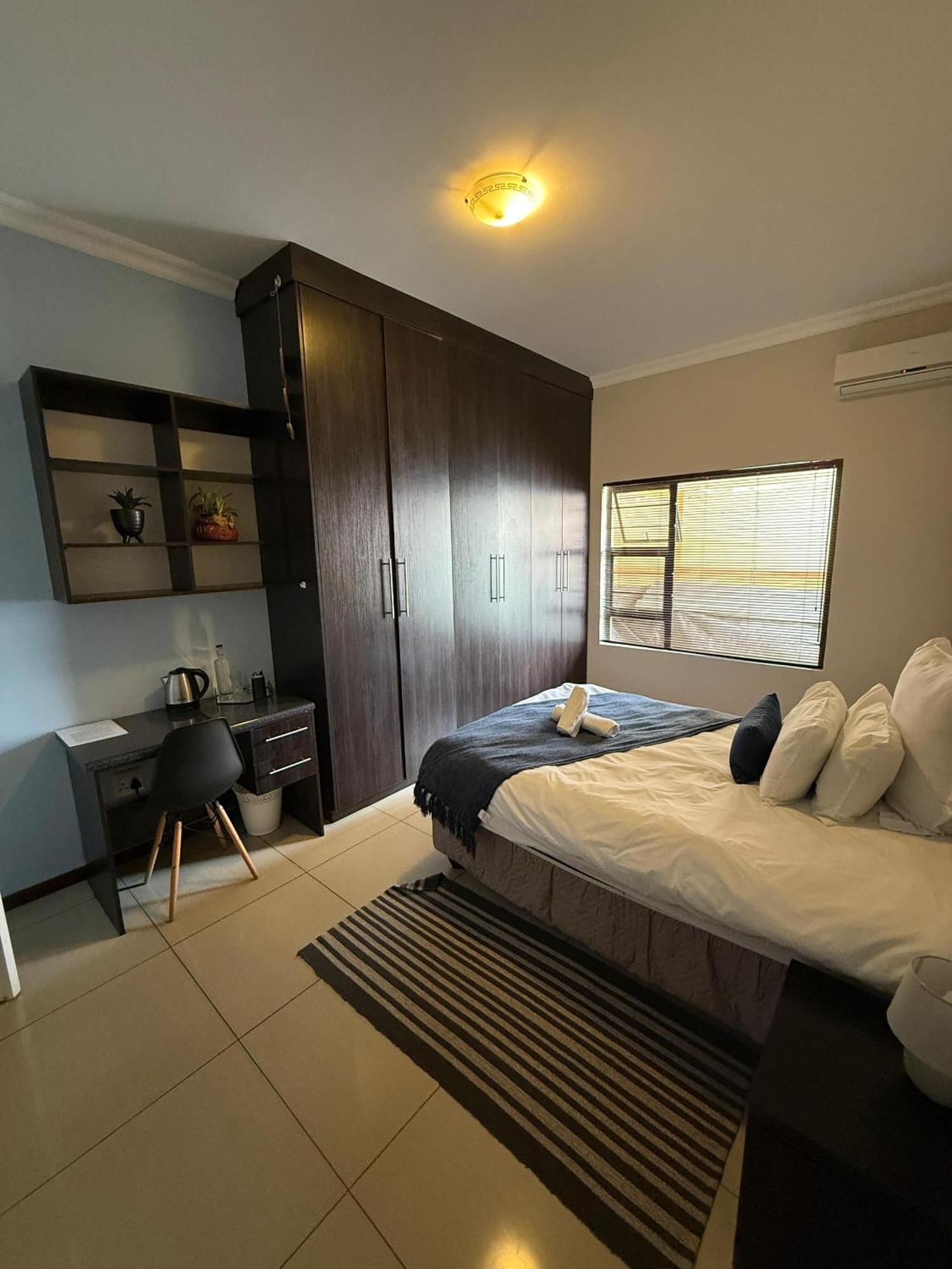 Cora'S Boutique Bed & Breakfast Swakopmund Exterior foto